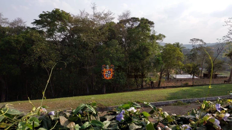 Imagem Sítio com 6 dormitórios à venda, 15000 m² por R$ 1.500.000,00 - Cachoeira - Atibaia/SP