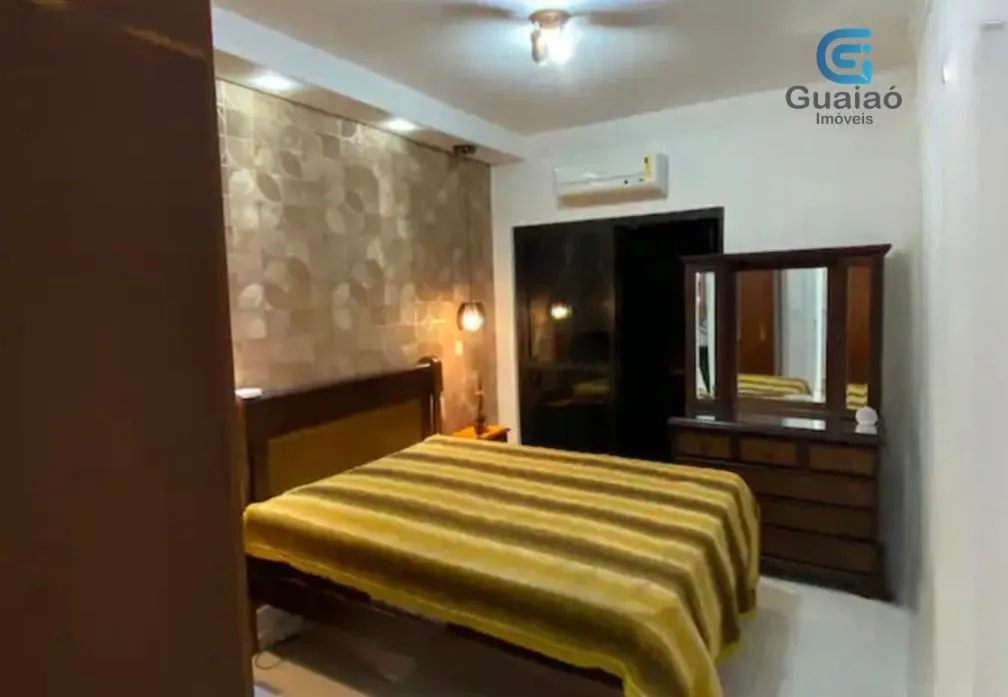 Imagem Vendo Espetacular Apartamento de Alto Padrão c/ 3 Suites na Praia de São Vicente
