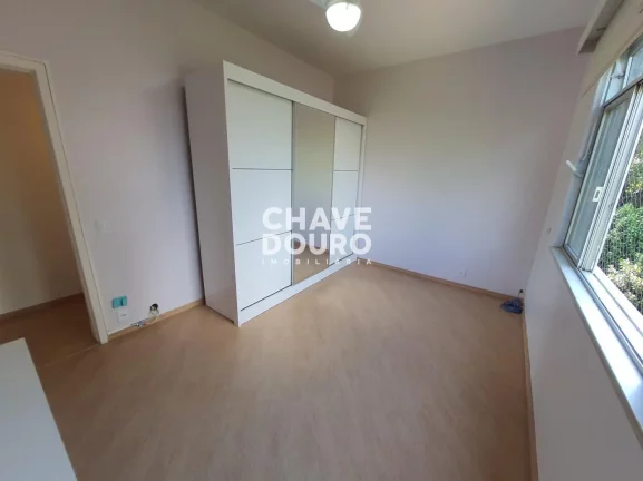Imagem Apartamento de 3 quartos com 94m² perto da Faculdade UNIFESO