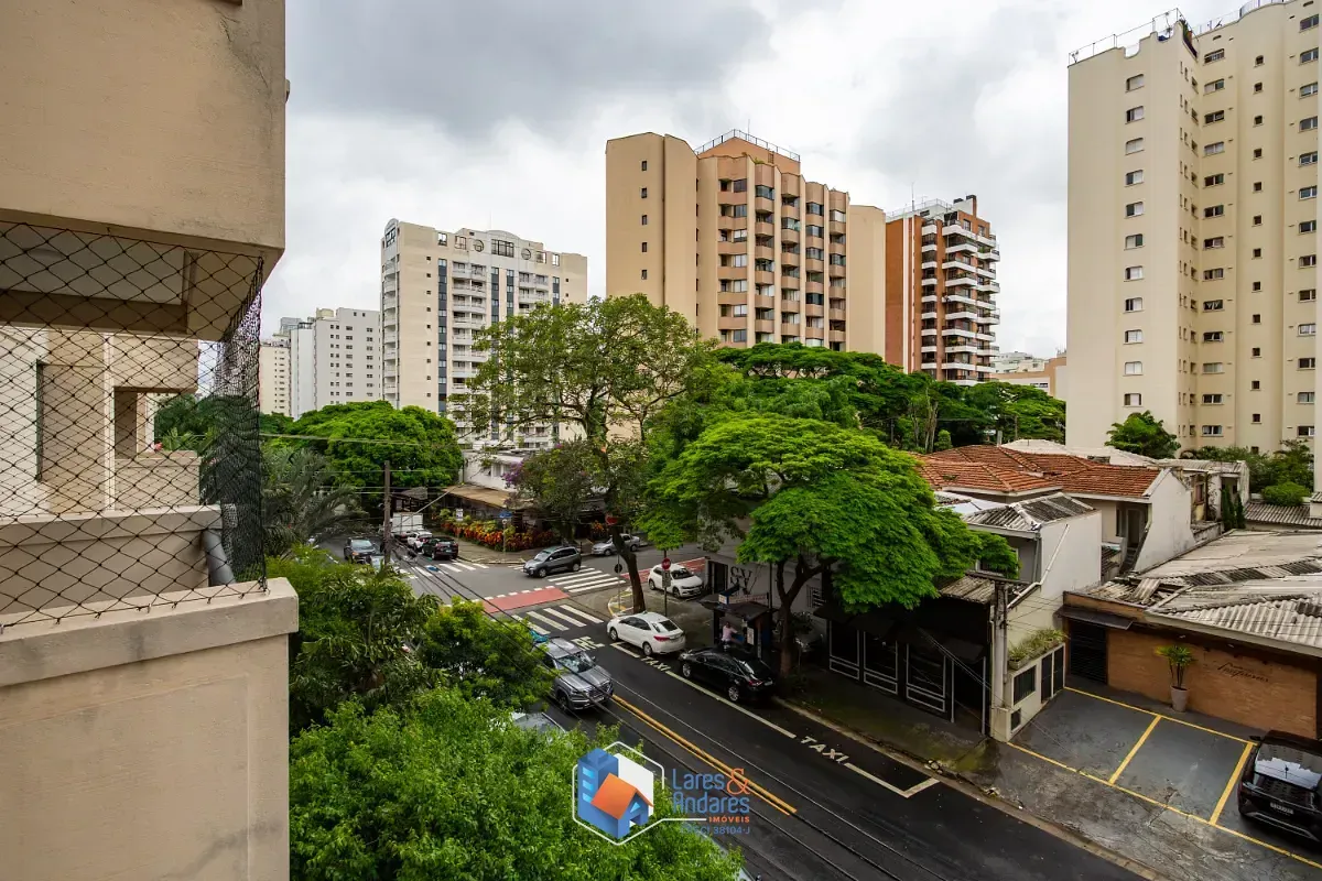 Imagem Apartamento para venda em Moema com 2 quartos, sendo 1 suíte, 56m²