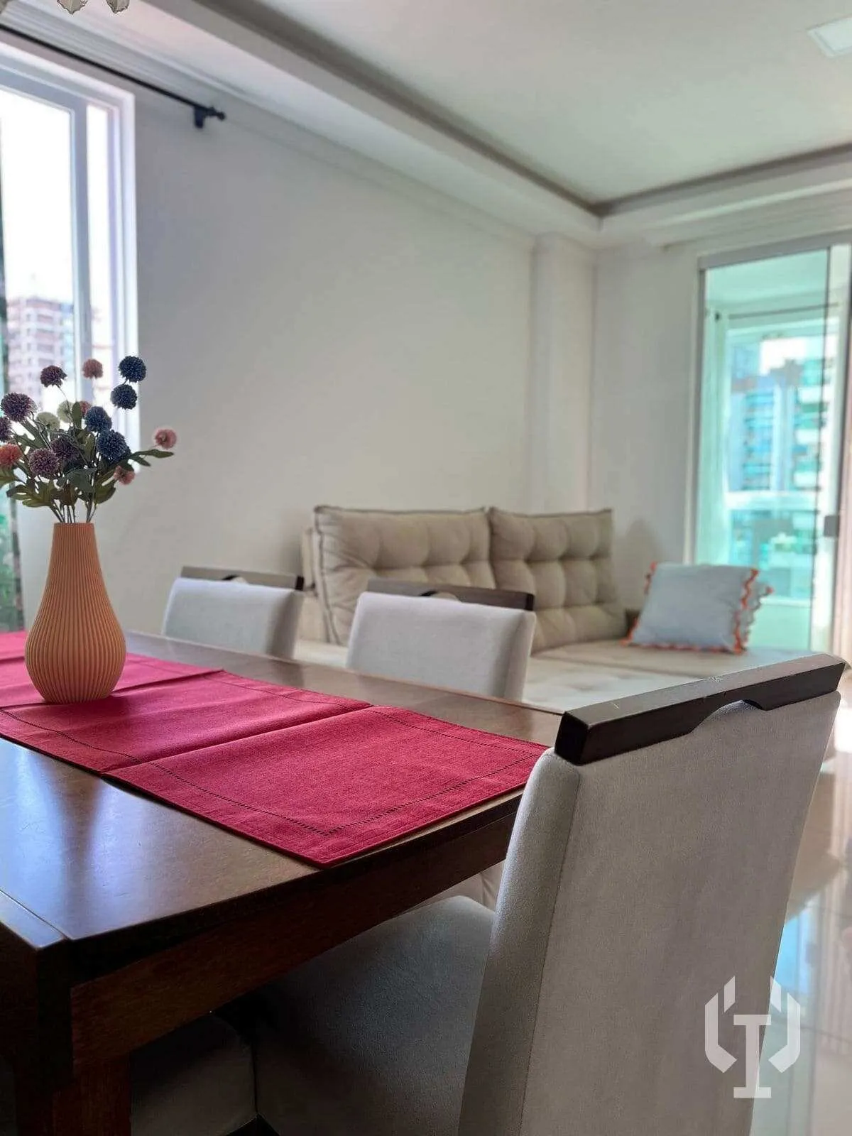 Imagem Apartamento à venda, no Veneza, em Itapema, Meia Praia, com 2 quartos, 80m2
