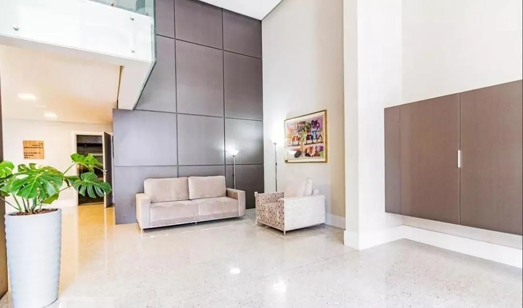 Imagem Excelente apartamento 2 dormitorios semi mobiliado localizado na cidade baixa
