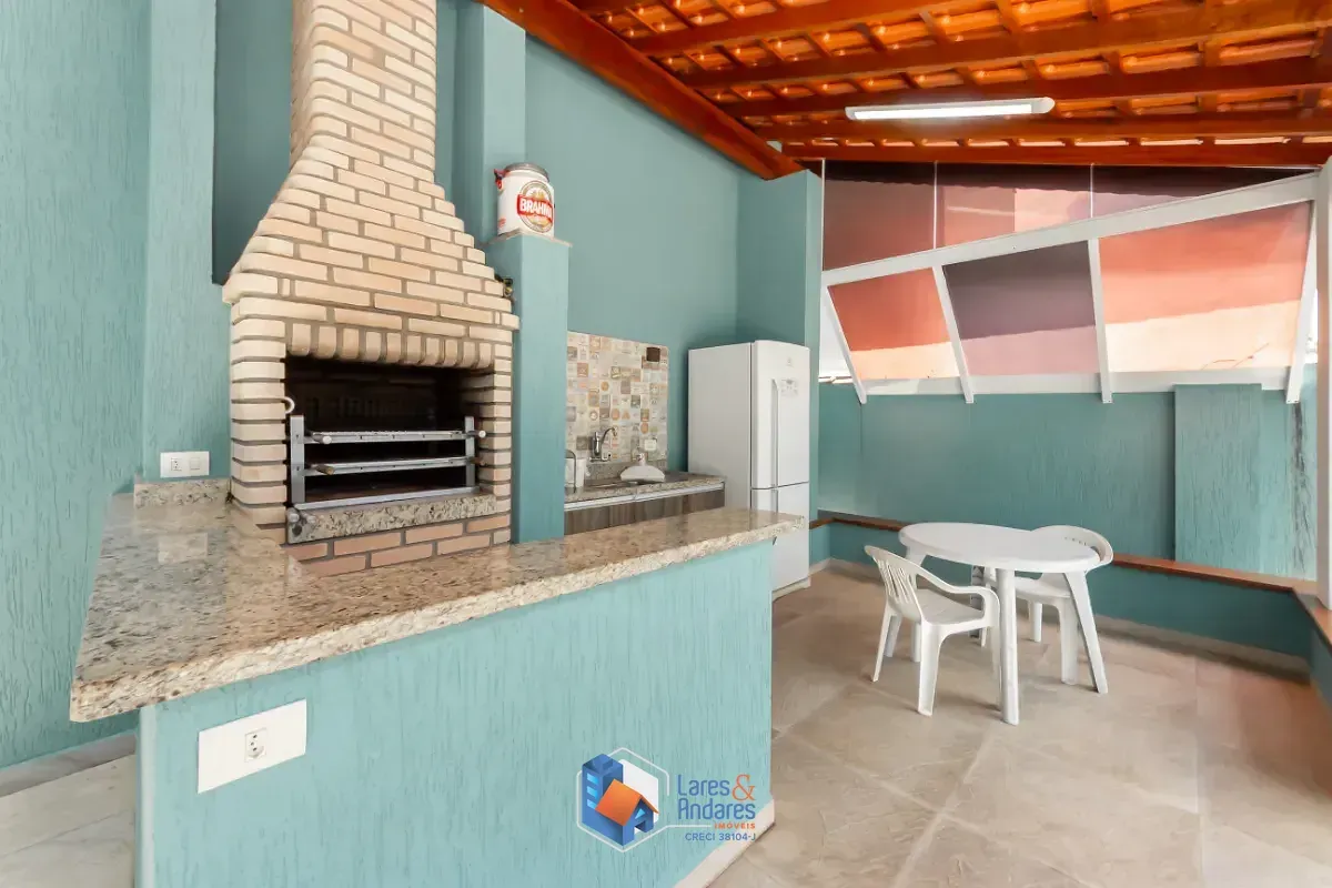 Imagem Casa para venda em Água Fria com 3 quartos, sendo 2 suítes, 219m²