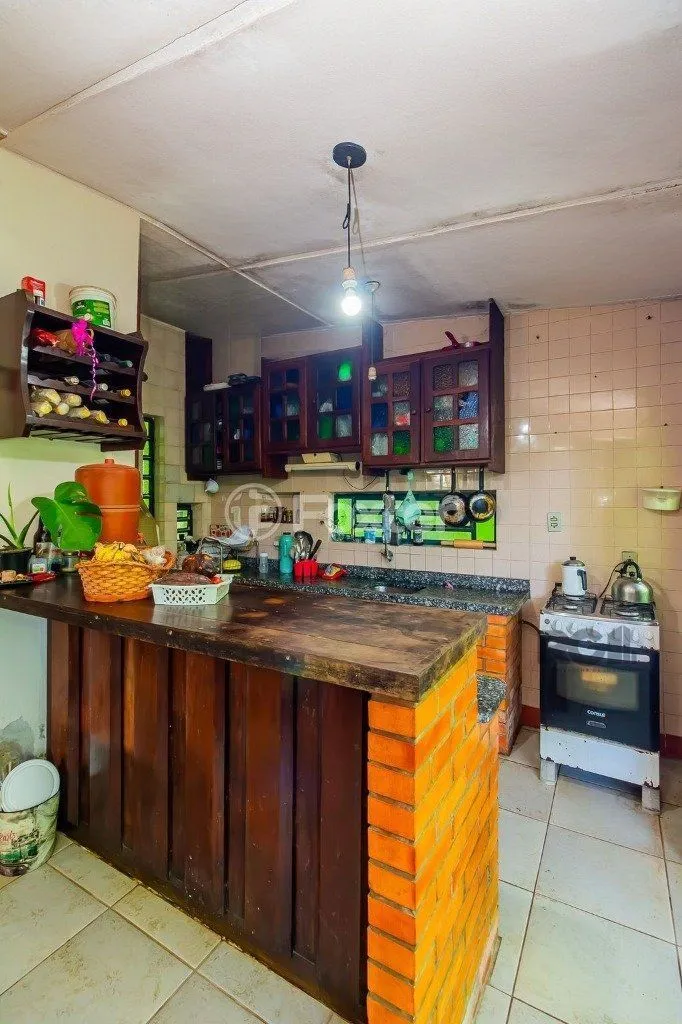 Imagem Casa de 4 dormitórios no bairro Belém Novo