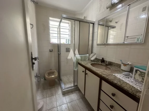 Imagem Apartamento próximo a praia do Embaré com sacada!