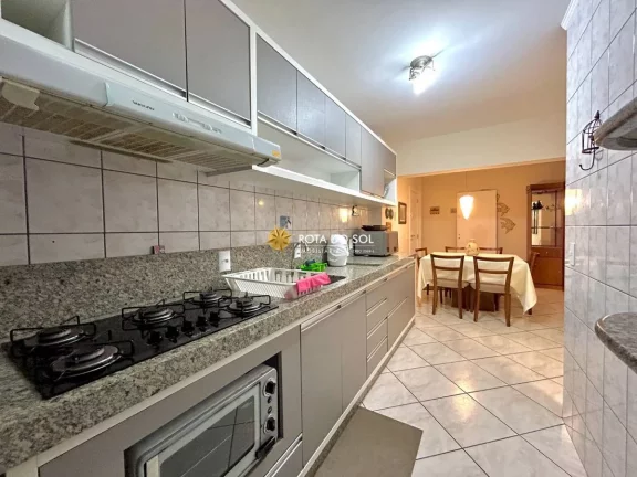 Imagem Estrela do Mar II Apartamento mobiliado 2 quartos Avenida principal à venda Praia Bombinhas SC