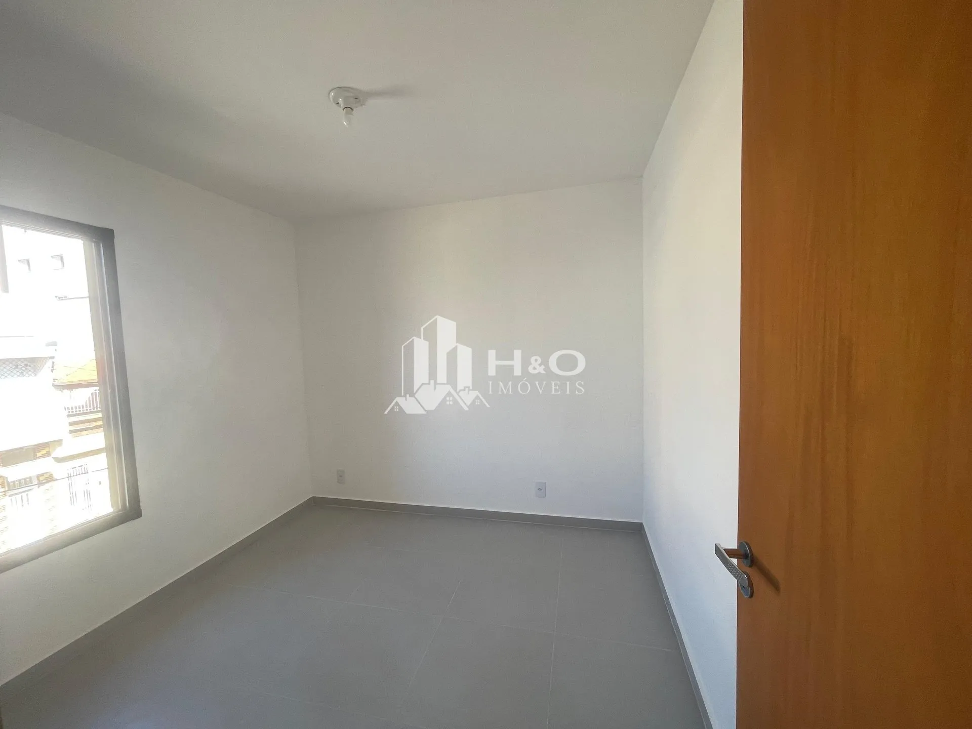 Imagem Apartamento à venda na Vila Carrão - 2 dormitórios - à partir de 250.000,00, a 200m da futura estação do metro