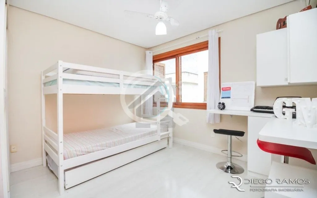 Imagem Apartamento semi mobiliado, com 83 m² privativos. 2 dormitórios, sendo 01 suíte e outra suíte am...