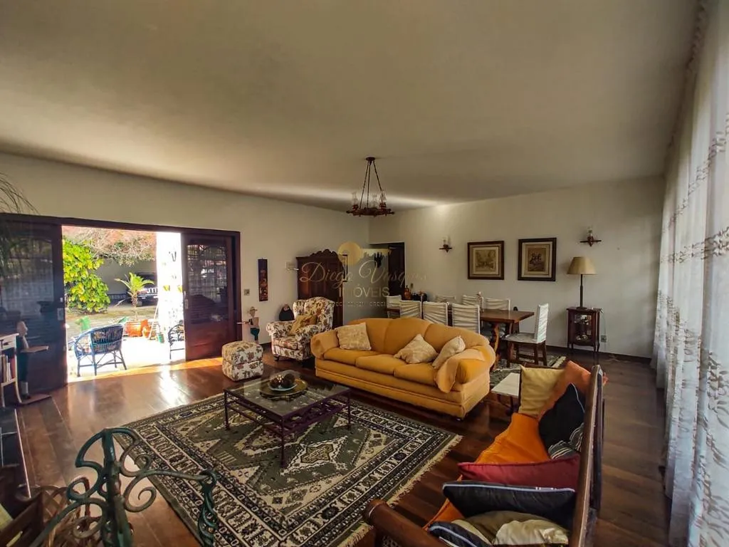 Imagem Casa para Venda em Teresópolis / RJ no bairro Albuquerque