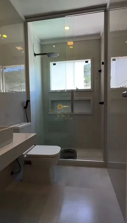 Imagem Casa em Condomínio para Venda em Teresópolis / RJ no bairro Tijuca