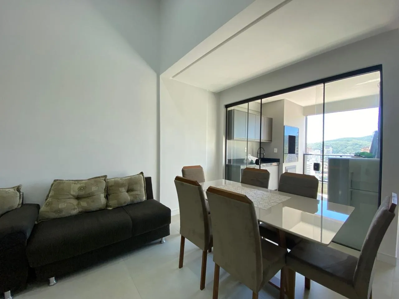 Imagem Apartamento à venda com 100m2 por R$ 1.800.000,00