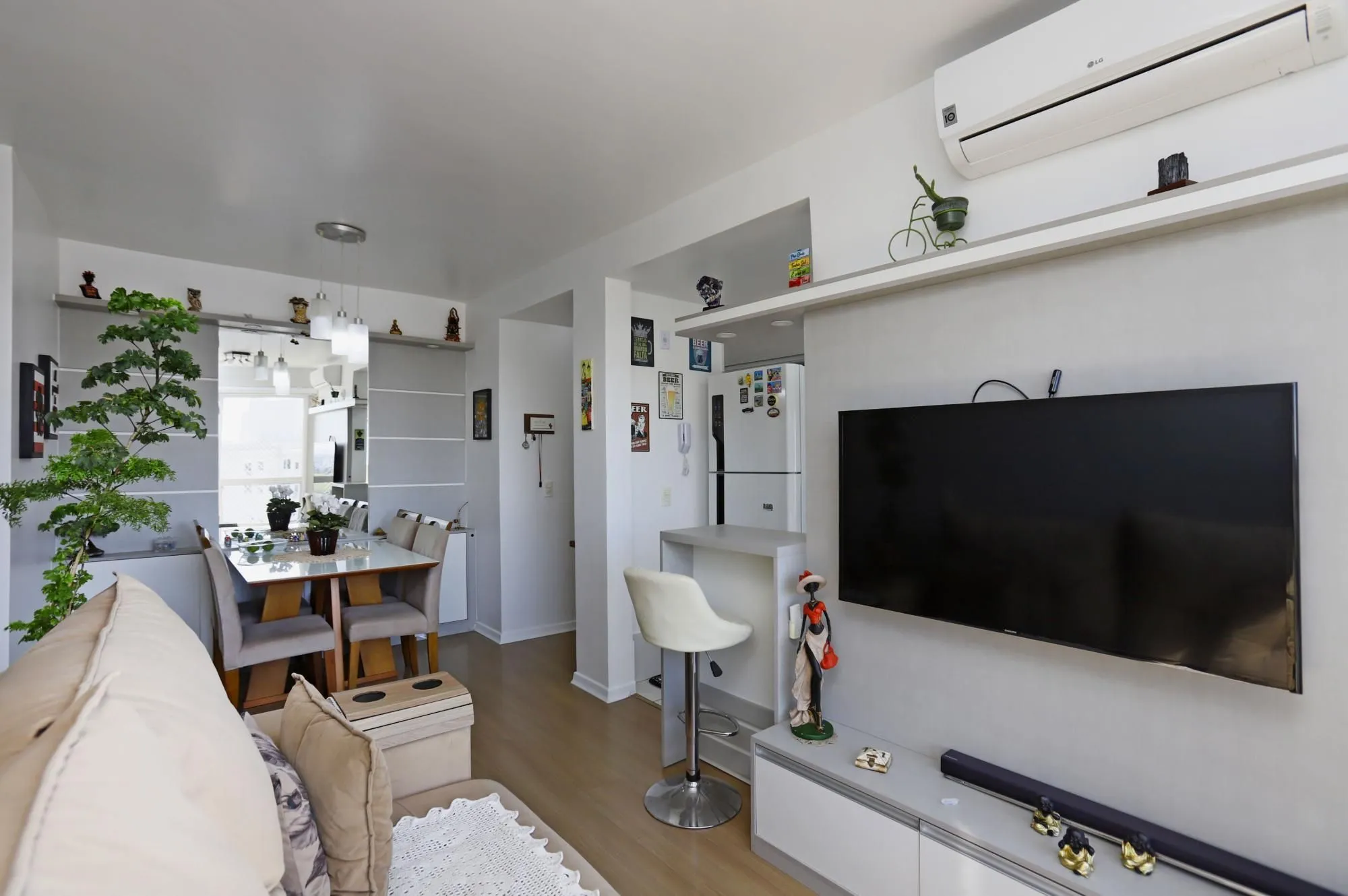 Imagem Apartamento, 03 Dormitórios, 02 Banheiros, 63m², Bairro Jardim Itu