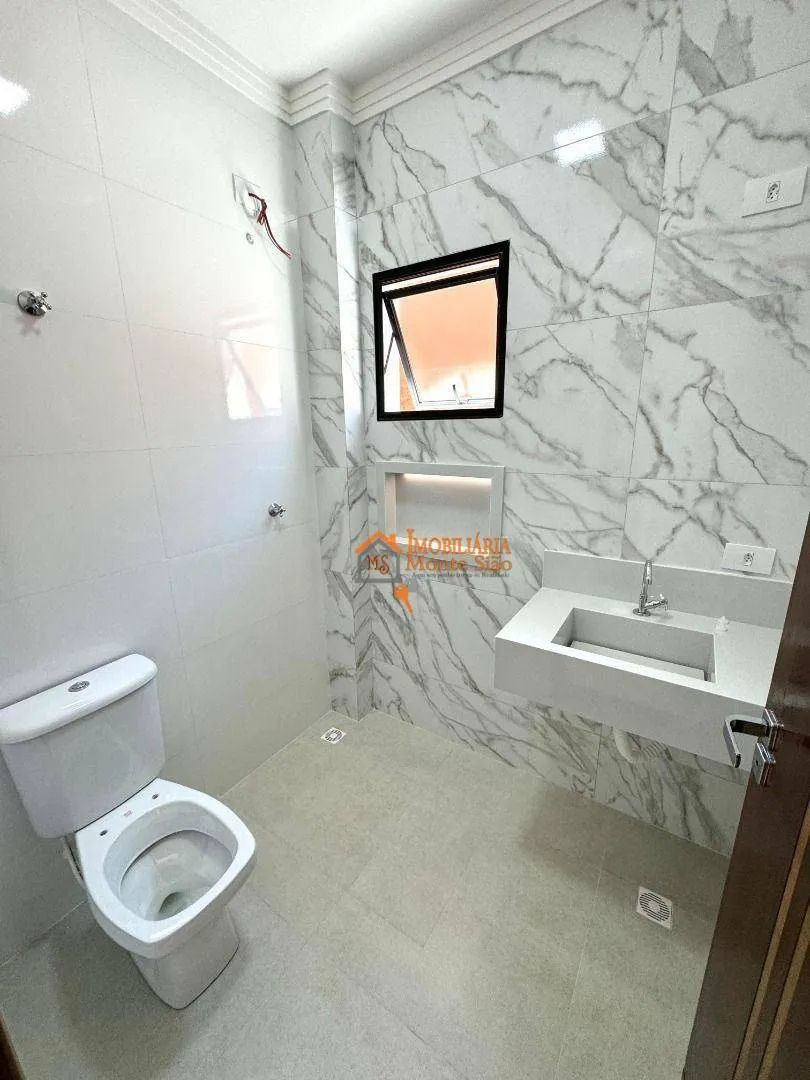 Imagem Sobrado com 3 dormitórios à venda, 100 m² por R$ 990.000,00 - Carmela III - Guarulhos/SP