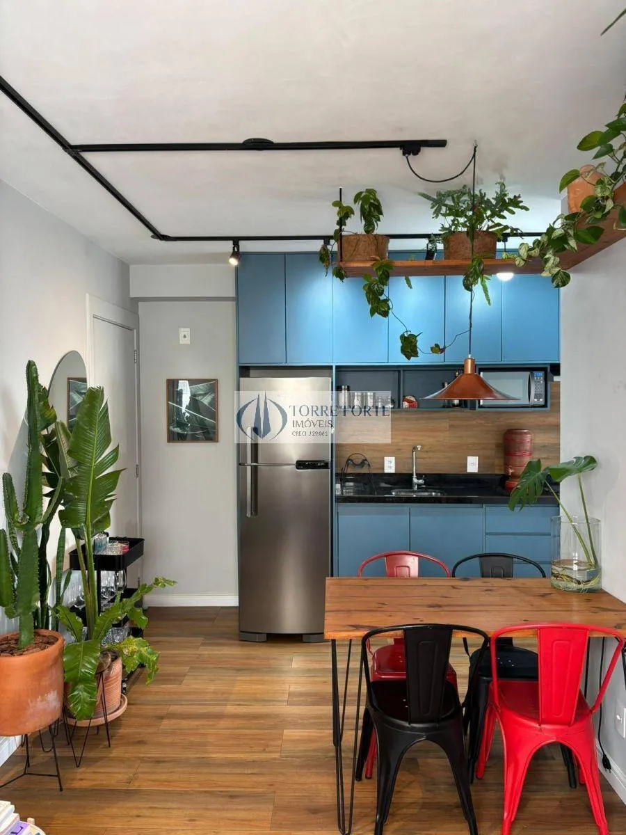 Imagem Apartamento de 41m², com 2 dormitórios e sem vaga na Vila Ema