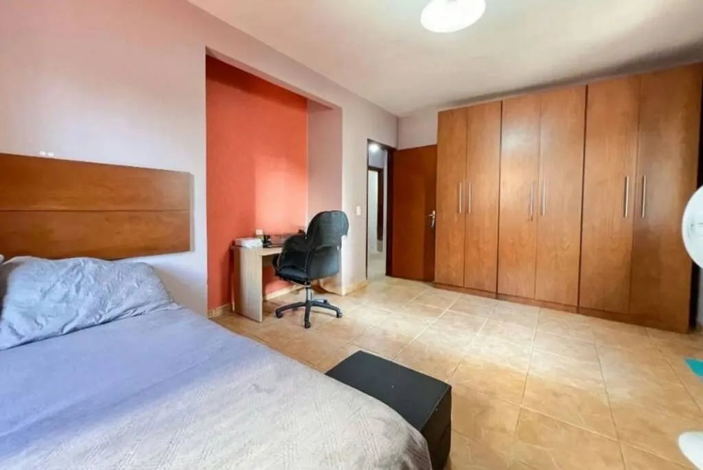 Imagem Casa Alto da Lapa - 163M², 3 Dorms, 1 Suíte, 6 Vagas, Churrasqueira.