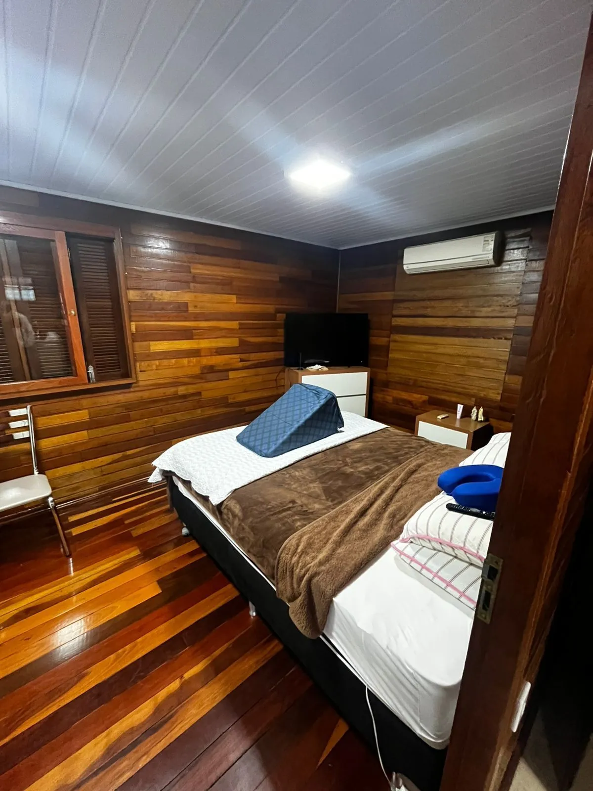 Imagem Terreno de 326m², com 02 casas de Madeira em excelentes condições, Passo d'areia