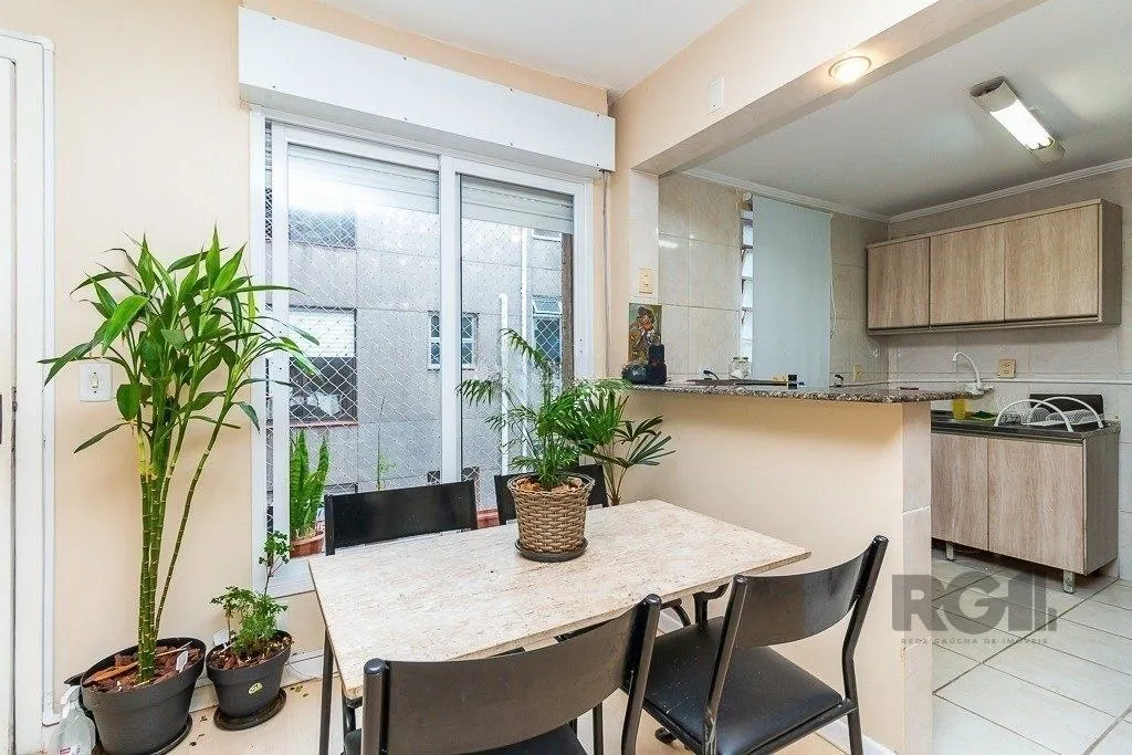 Imagem Excelente apartamento de 73m² com 2 dormitórios no bairro centro.
