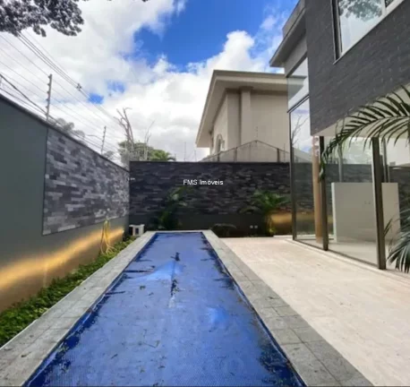 Imagem Casa de luxo no bairro Planalto Paulista, São Paulo-SP: 3 quartos, 3 suítes, 4 salas, 5 banheiros, 5 vagas de garagem - 779m².
