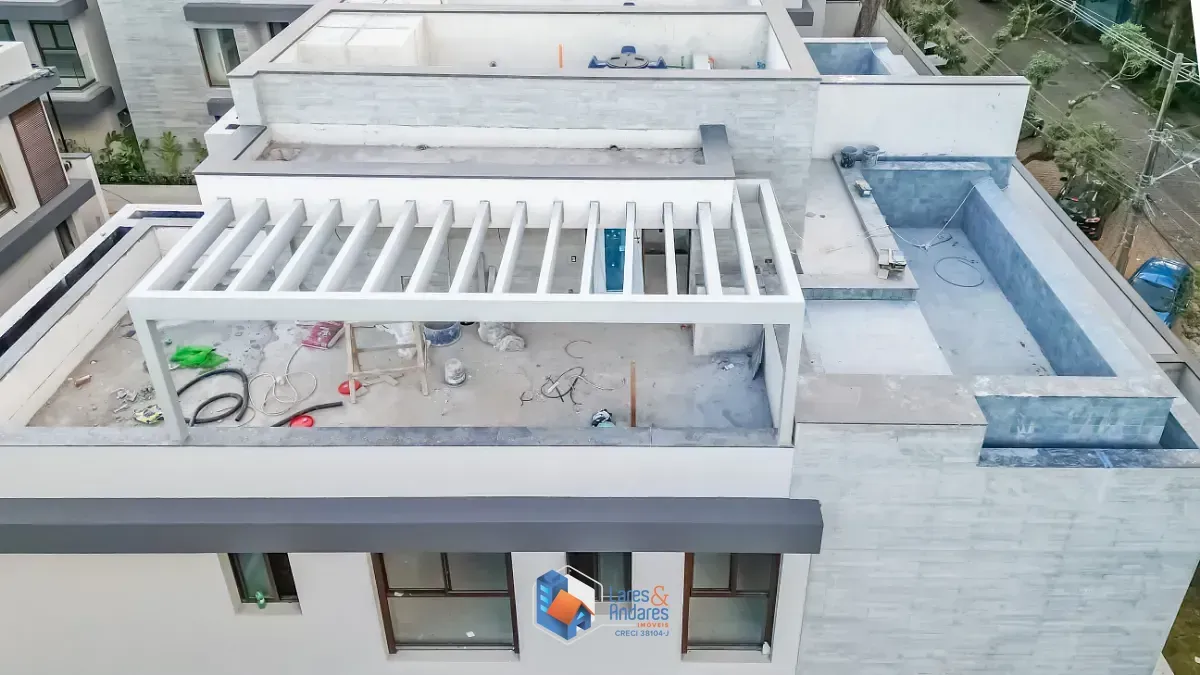 Imagem Casa no condomínio Casa Jardim Laplace para venda com 4 quartos, sendo 4 suítes, 595m²