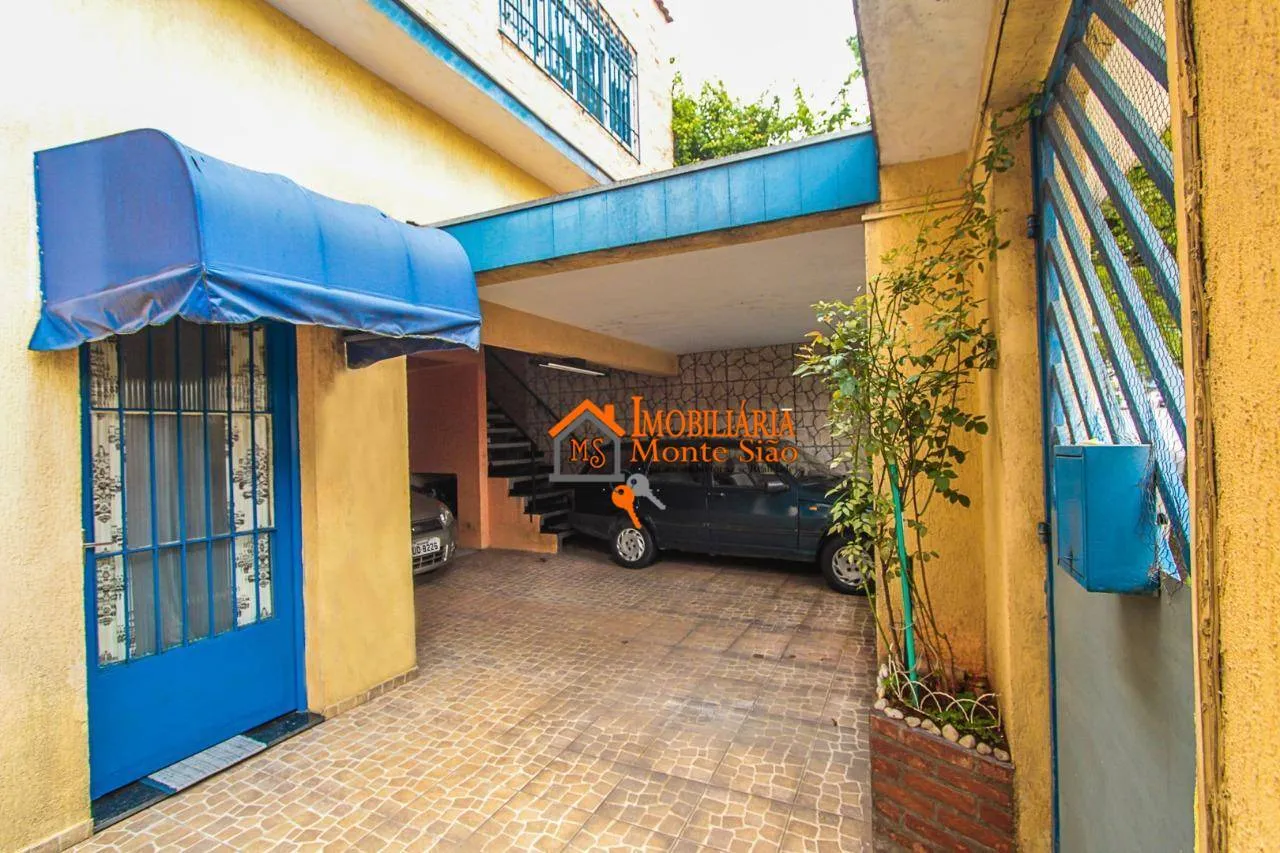 Imagem Sobrado com 4 dormitórios à venda, 178 m² por R$ 750.000,00 - Jardim Santa Mena - Guarulhos/SP