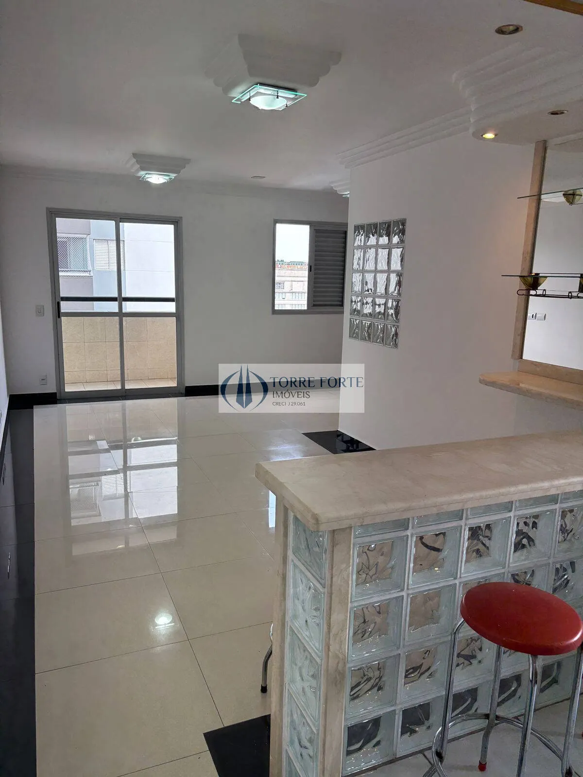 Imagem Ótimo apartamento com 63 m², 3 dormitórios, 1 banheiro, 1 vaga de garagem