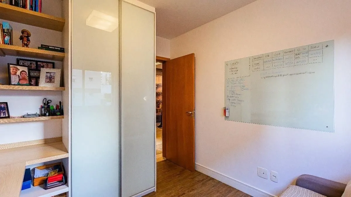 Imagem Apartamento com 3 quartos e 108m² na Nilo Peçanha - Chácara das Pedras, Porto Alegre.
