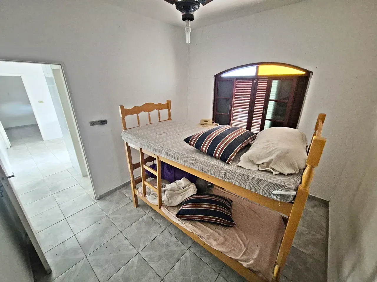 Imagem Casa com 2 Quartos à Venda, 60 m² em Mirim - Praia Grande