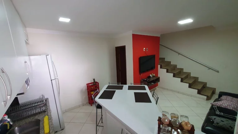 Imagem Casa com 2 dormitórios à venda, 75 m² por R$ 375.000,00 - Vila Suíça - Santo André/SP