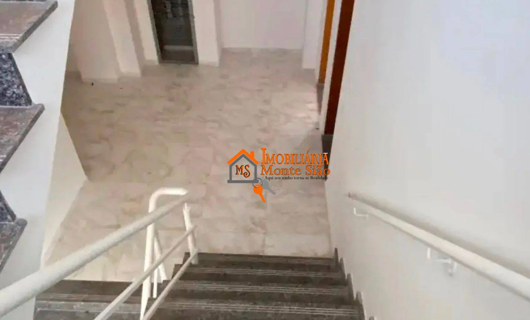 Imagem Apartamento com 2 dormitórios à venda, 47 m² por R$ 270.000,00 - Sítio dos Fernandes - Arujá/SP