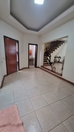 Imagem RESIDÊNCIA À VENDA NO JARDIM FLÓRIDA - 03 quartos sendo 1 suíte - 02 salas jantar e tv - 04 vagas de garagem cobertas - Ampla cozinha