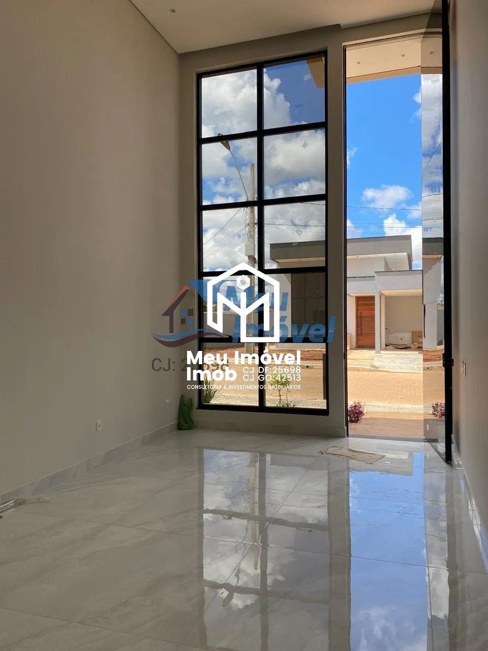 Imagem Casa 3 Quartos 3 Suítes 2 Vagas 255m² Piscina Closet