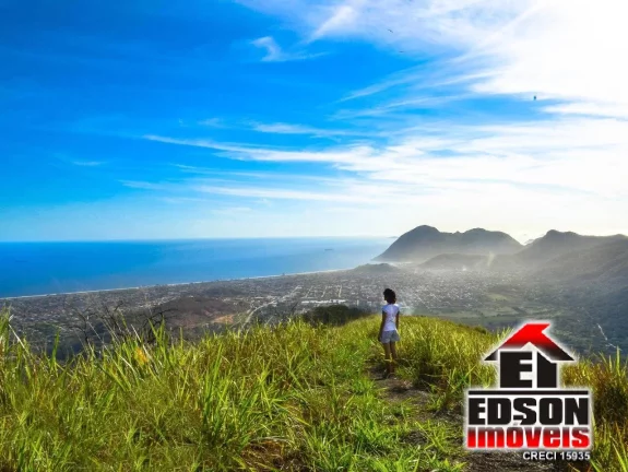 Imagem Vendo Sítio de 9.000 m² com Benfeitorias, em Itaipuaçu