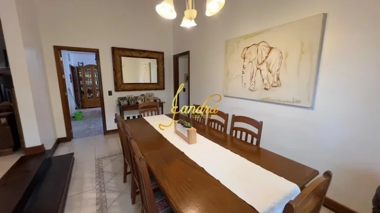 Imagem Excelente Casa no Centro de Xangri-lá! de esquina