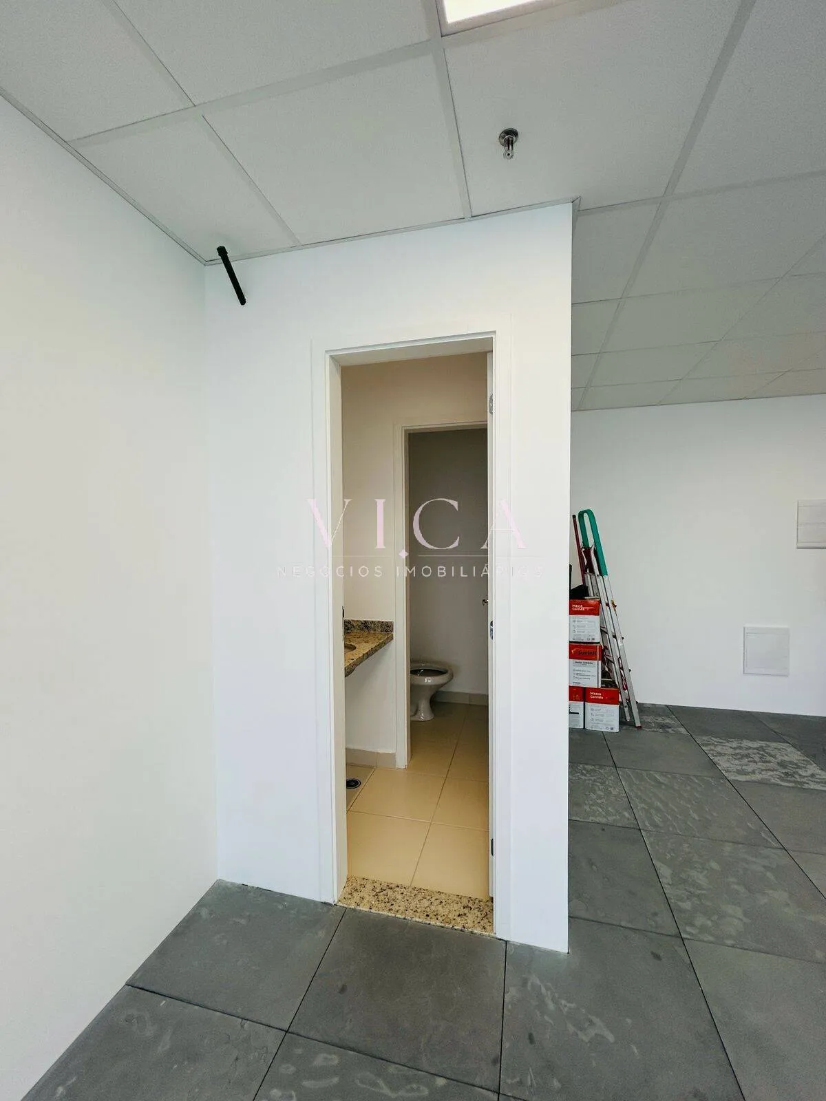 Imagem Sala 43m² 1 vaga garagem, aluguel por R$ 2.344,00/mês - Alphaville -SP