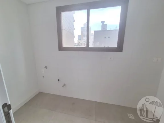 Imagem Luxo e Conforto a 5 Min da Praia no Res. ADMIRÁ 4 Suítes