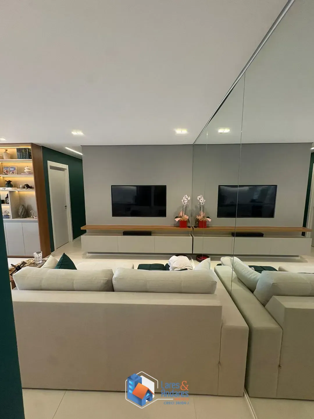 Imagem Apartamento para venda em Vila Anastácio com 3 quartos, sendo 1 suíte, 67m²