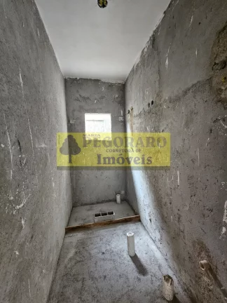 Imagem Casa de Alto Padrão em Fase de Acabamento no Pontal Santa Marina: 3 Quartos, 1 Suíte, 4 Banheiros, 157m². Próxima ao Shopping Serramar, UNITAU