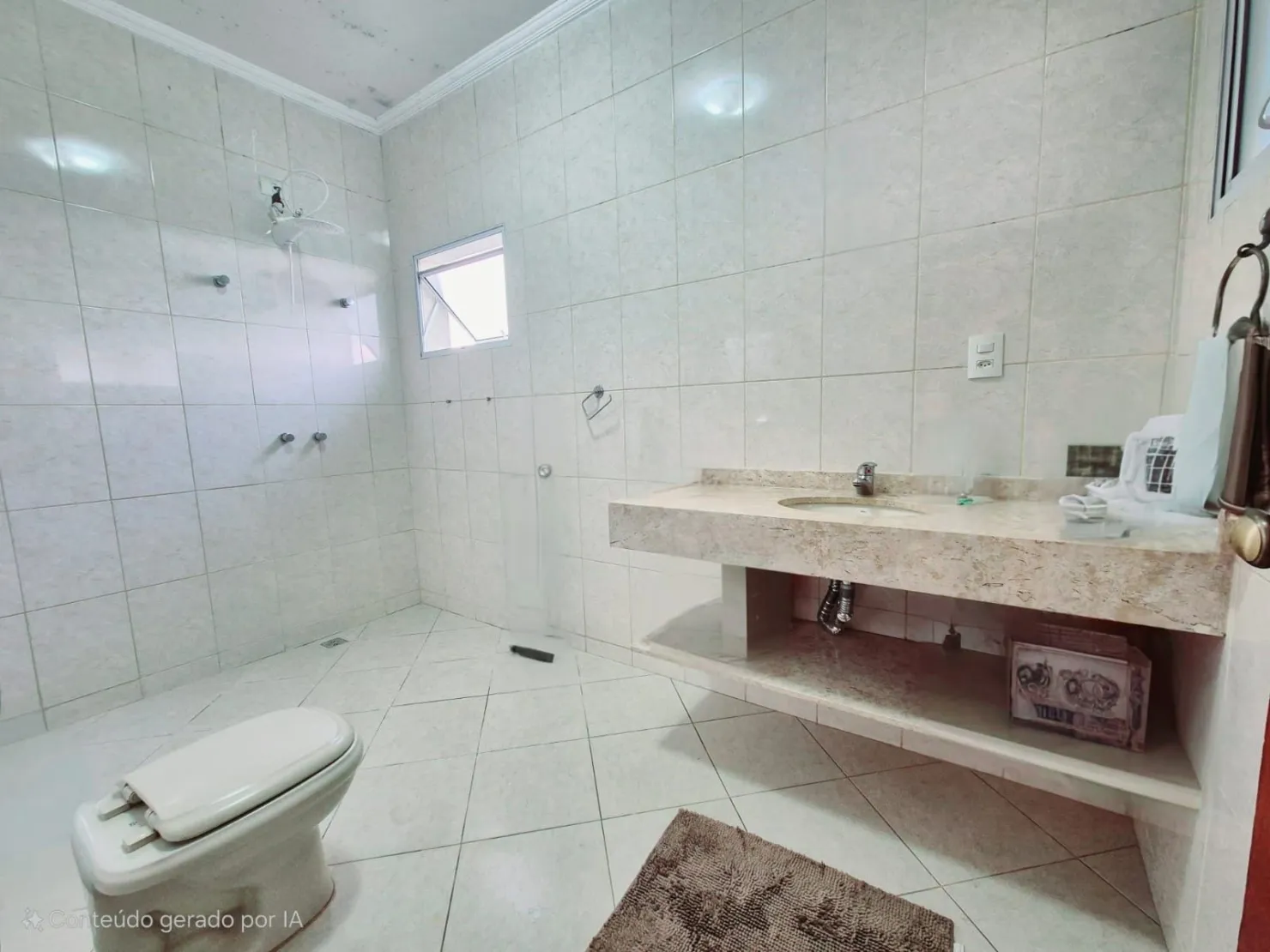 Imagem Luxuosa Casa com Piscina, Área Gourmet e Conexão com a Natureza no Condomínio Real Ville - 435 m² de Terreno