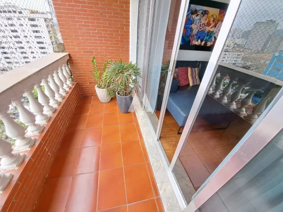 Imagem Apartamento Cobertura Duplex - 03 Quartos (01 suíte) - Poucas quadras da praia