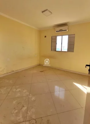 Imagem Residencial e Comercial para Venda em Limeira / SP no bairro Vila Cristóvam