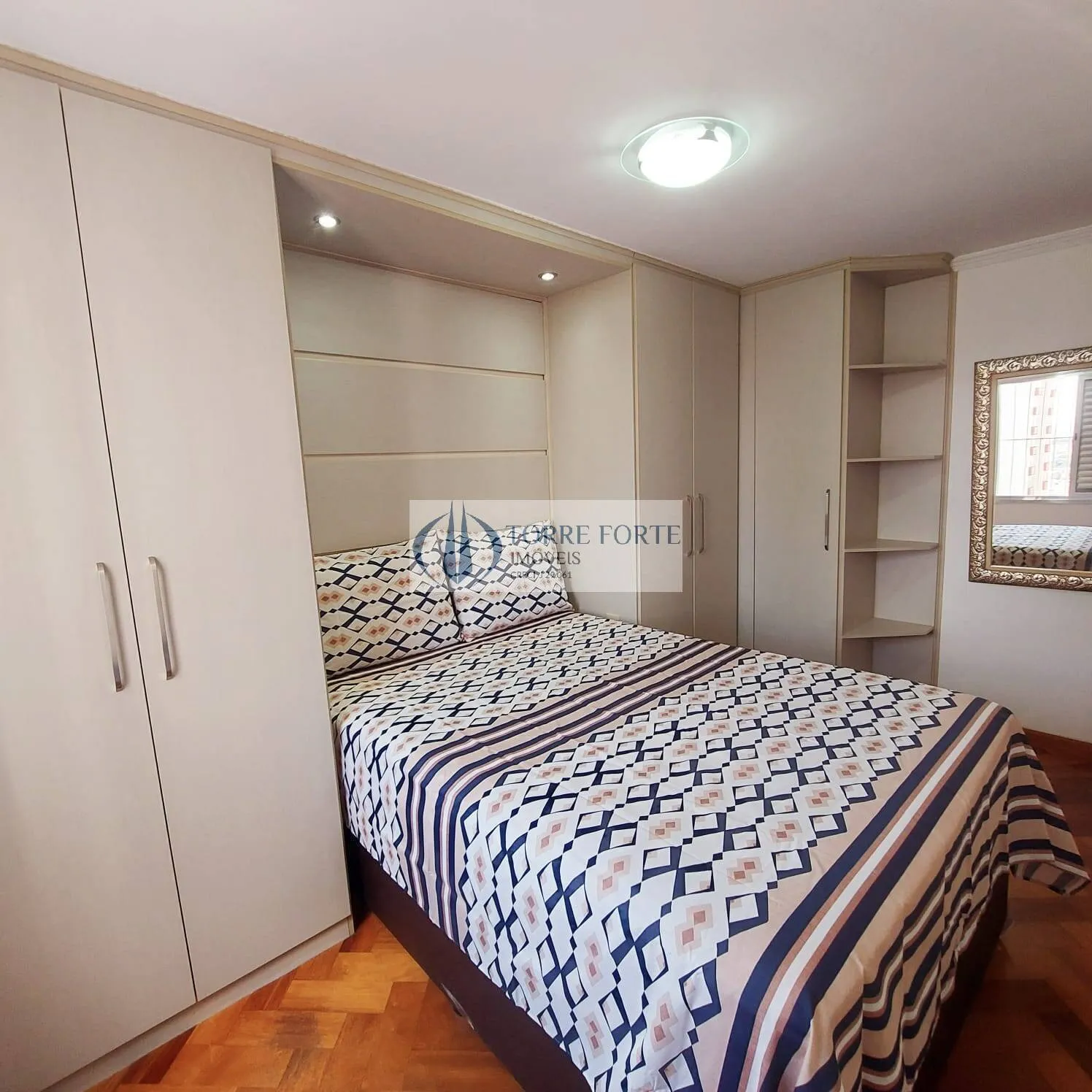 Imagem Apartamento Mobiliado com 2 Dormitórios e 1 Vaga na Vila Ema