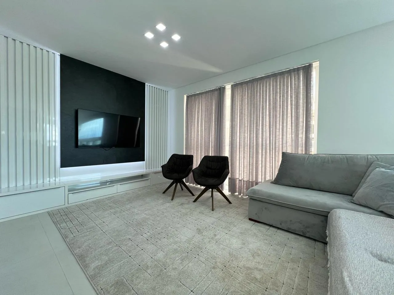 Imagem Apartamento à venda com 130m2 por R$ 2.500.000,00
