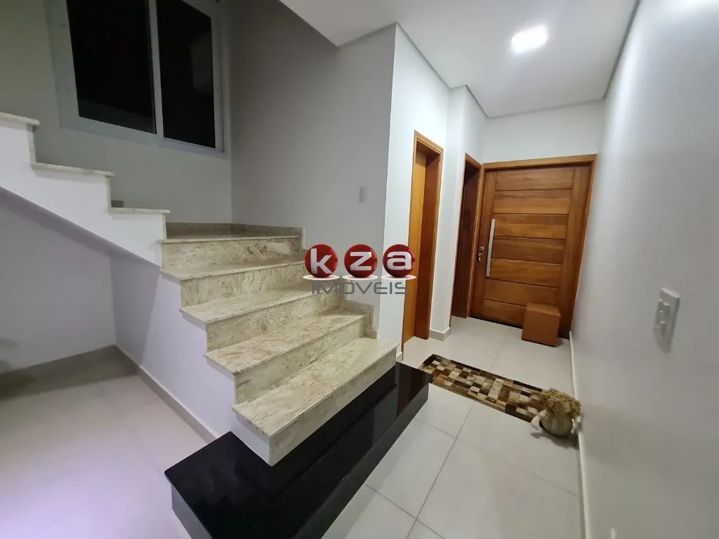 Imagem Casa à venda em Valinhos-SP: 3 quartos, 1 suíte, 2 salas, 3 banheiros, 2 vagas de garagem, 207,98m² no Jardim São Marcos!