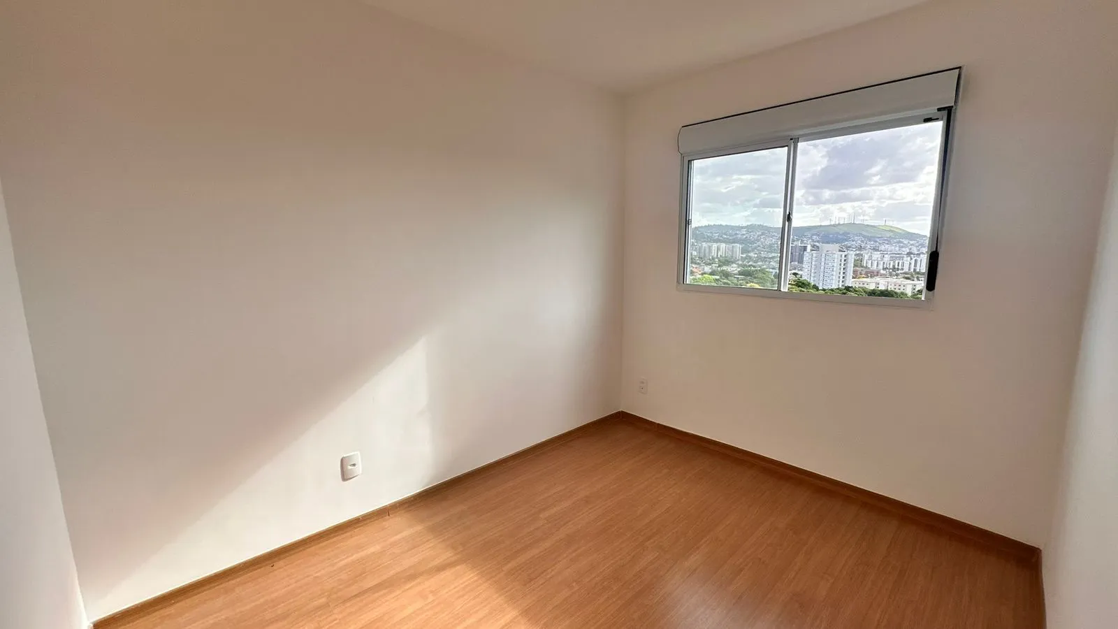 Imagem Apartamento Novo de dois dormitorios e duas vagas