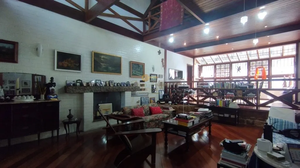 Imagem Casa em Condomínio para Venda em Teresópolis / RJ no bairro Green Valley