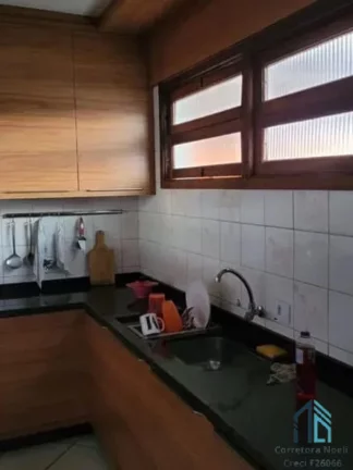 Imagem (PERMUTA) Casa/Terreno 1.100 m² , 700 m² construída, potencial prédio até 3 andares, 05 quartos c/suíte, no Cajuru em Curitiba PR
