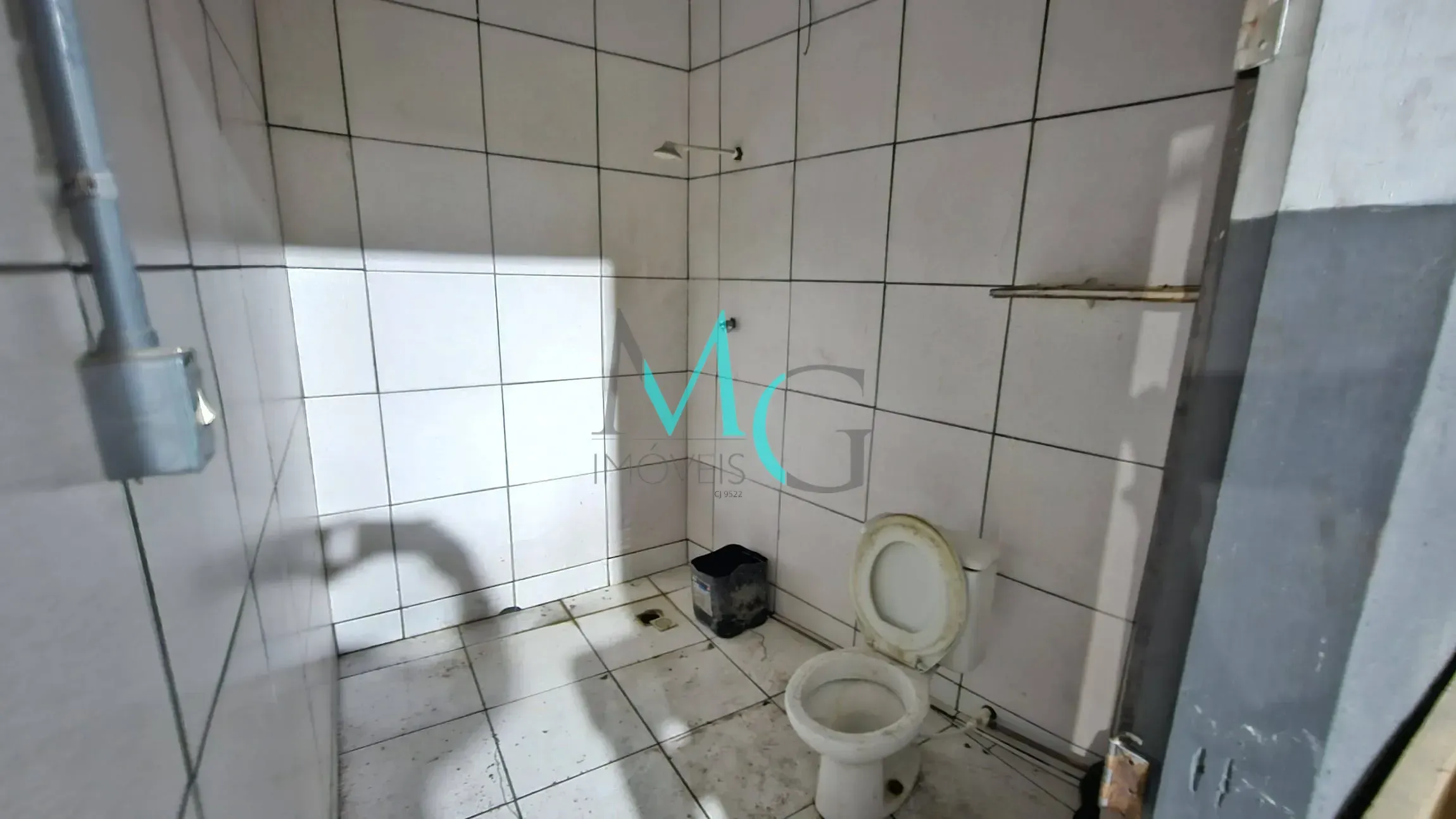 Imagem Galpão e Loja 550m² para locação por R$ 10.000,00 em Campo Grande, Rio de Janeiro, RJ