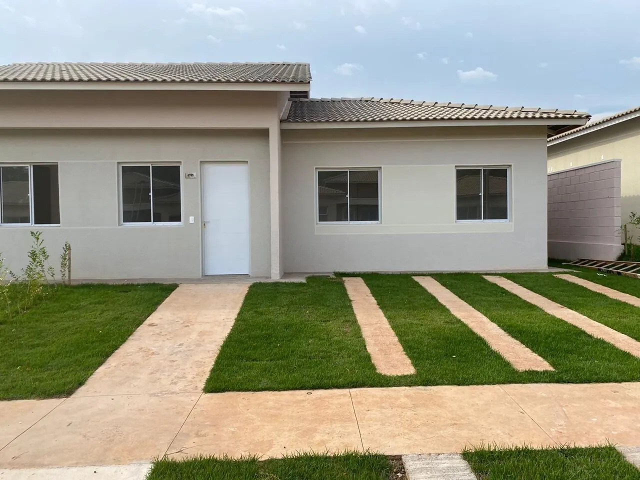 Foto do imóvel Casa 3 quartos sendo 1 suíte Bairro Coophamil Residencial Origem Vg em Rua Florentino Leite da Silva