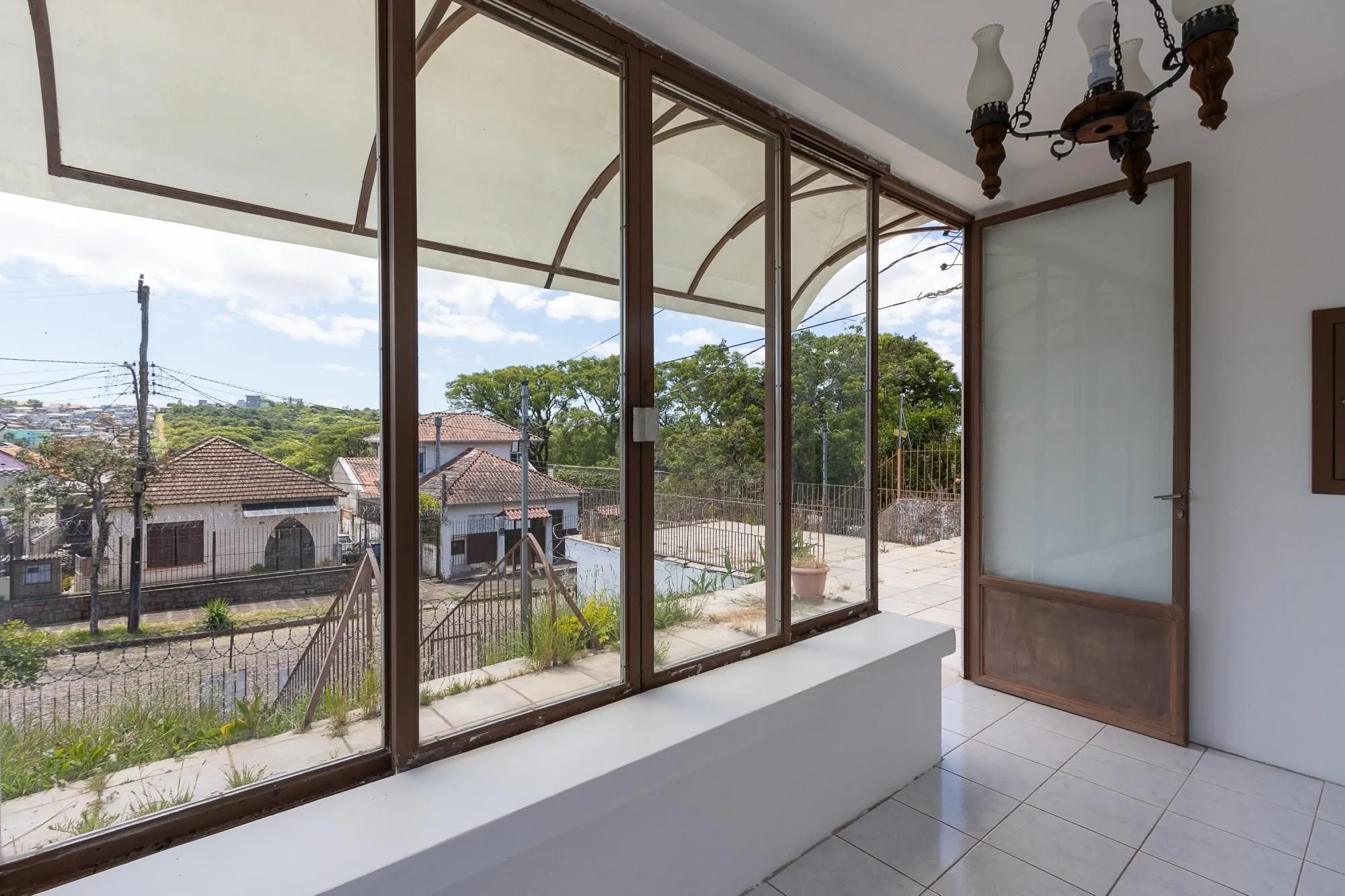 Imagem CASA 2 DORMITÓRIOS NO SANTA TEREZA