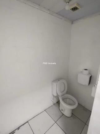 Imagem Salão comercial com 712m2 de área total em São Bernardo do Campo.